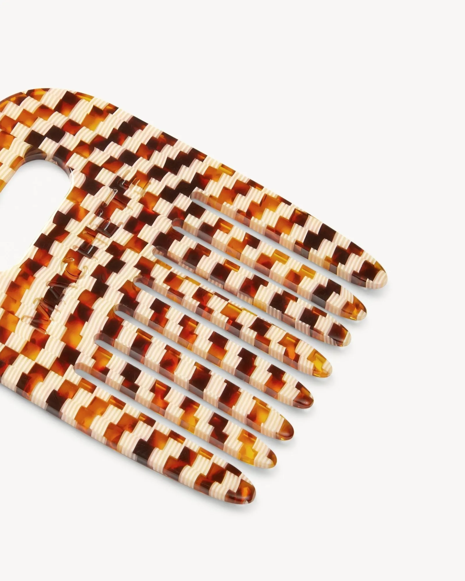 No. 4 Comb